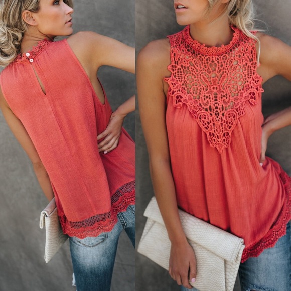 entro Tops - Coral crochet flowy top